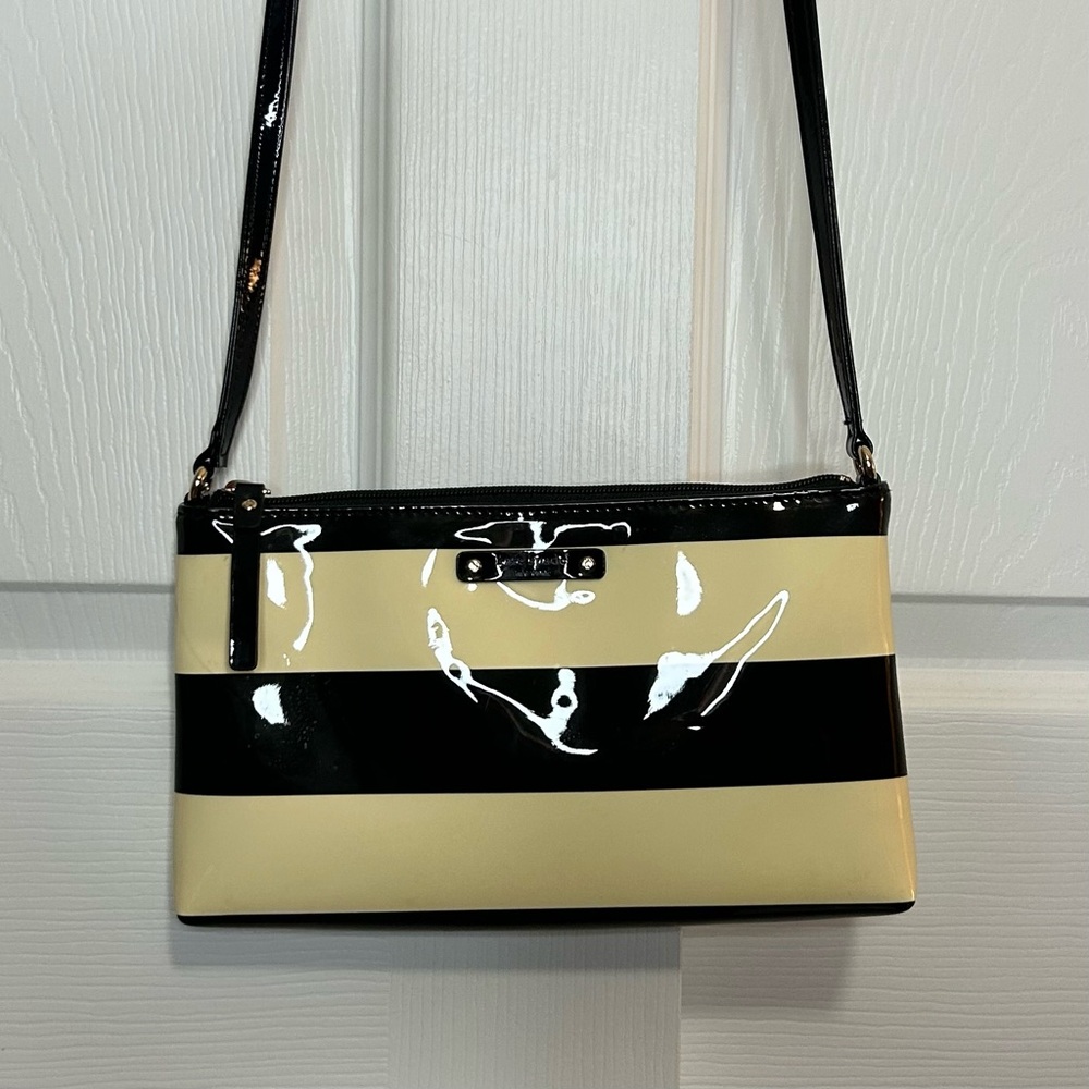 Kate Spade ♠️ Penn Valley Amy Striped Crossbody